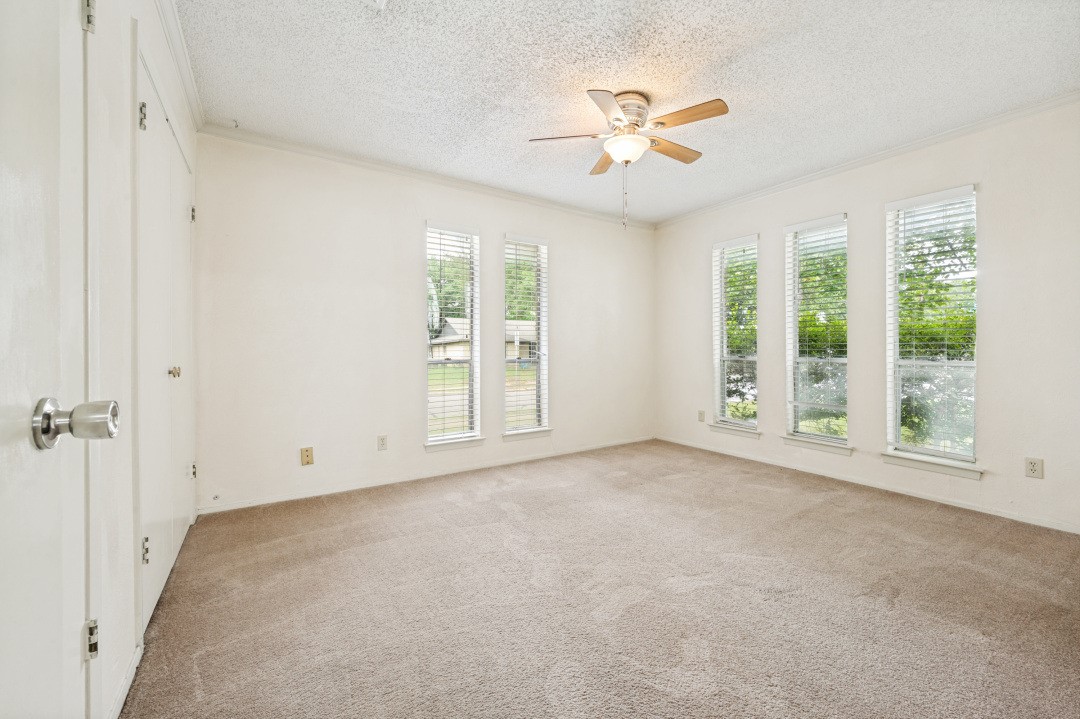 3544 Esplendor Avenue Irving TX 75062