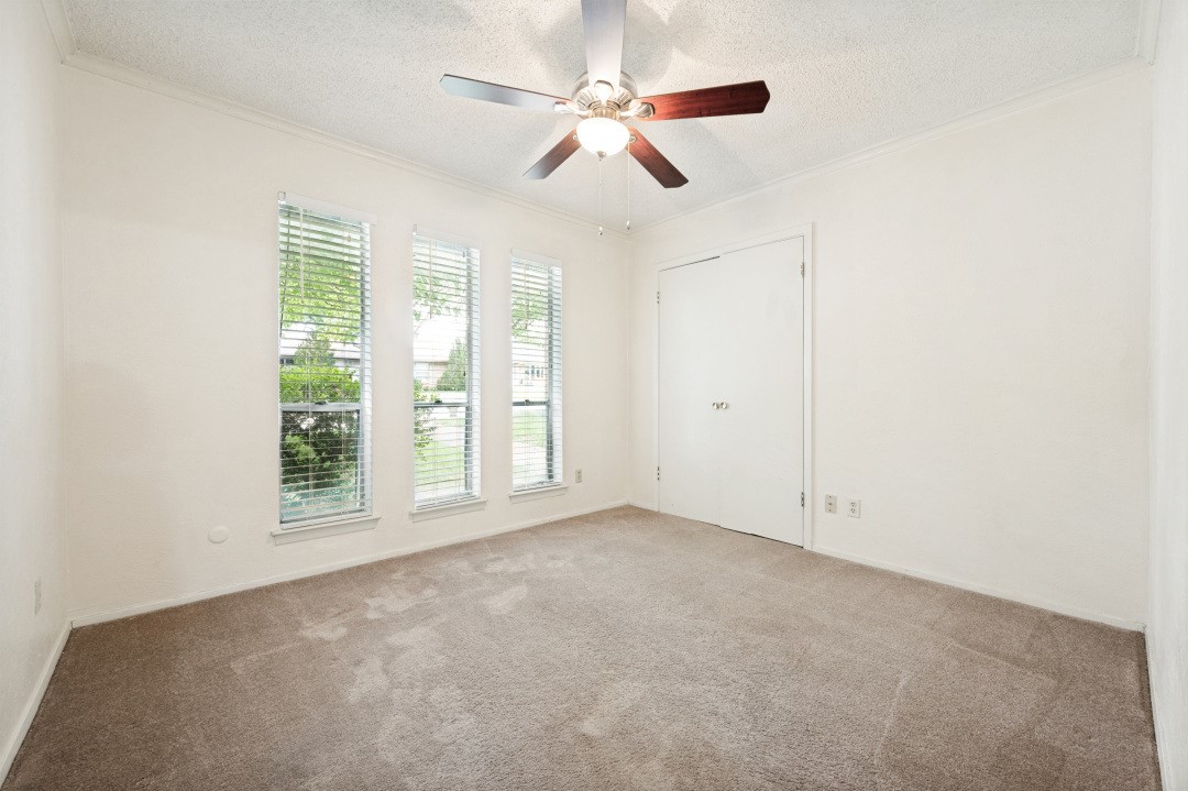 3544 Esplendor Avenue Irving TX 75062
