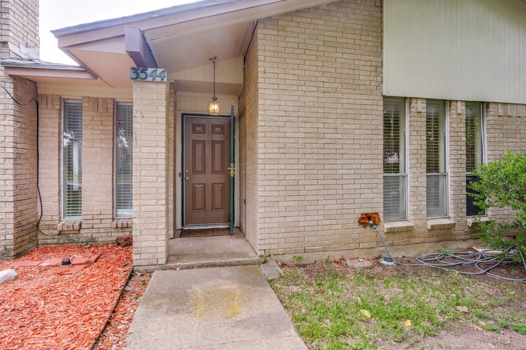 3544 Esplendor Avenue Irving TX 75062