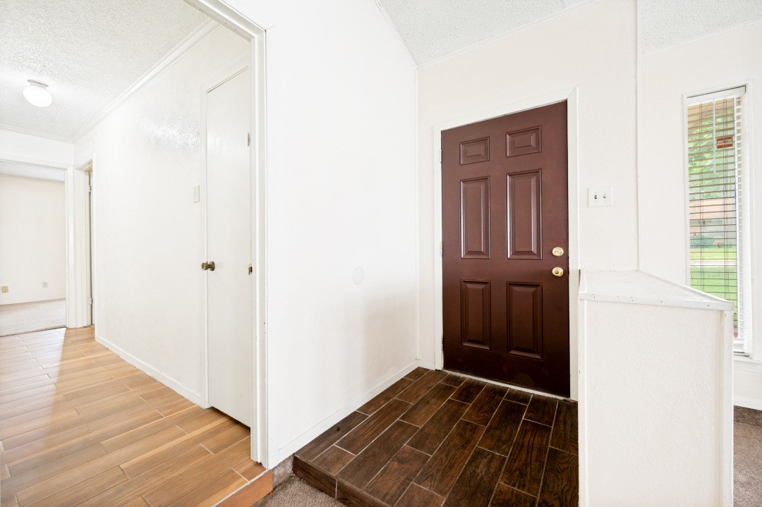 3544 Esplendor Avenue Irving TX 75062