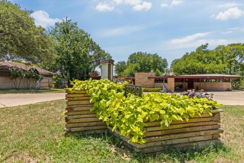 3720 Autumn Drive Fort Worth TX 76109