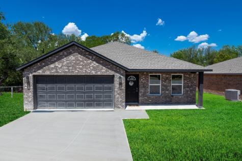 3513 E Oak Trail Granbury TX 76048