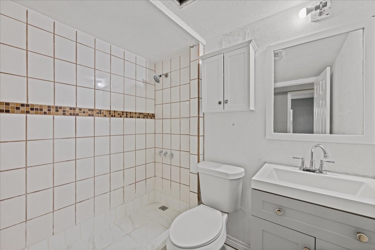 1306 Eagle Pass Garland TX 75040