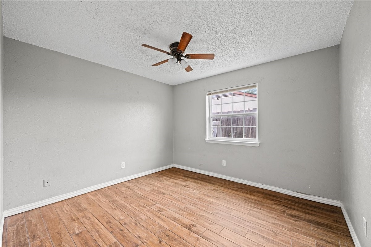 1306 Eagle Pass Garland TX 75040