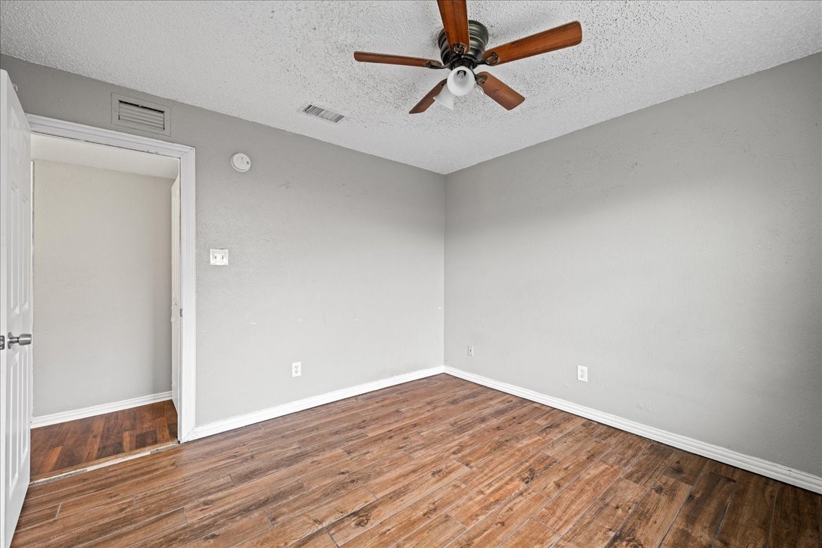 1306 Eagle Pass Garland TX 75040