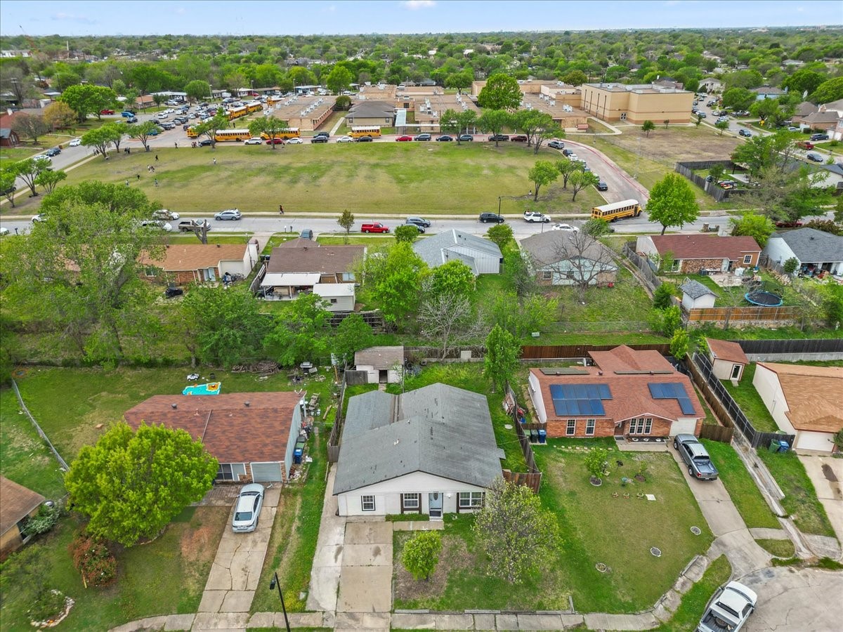 1306 Eagle Pass Garland TX 75040