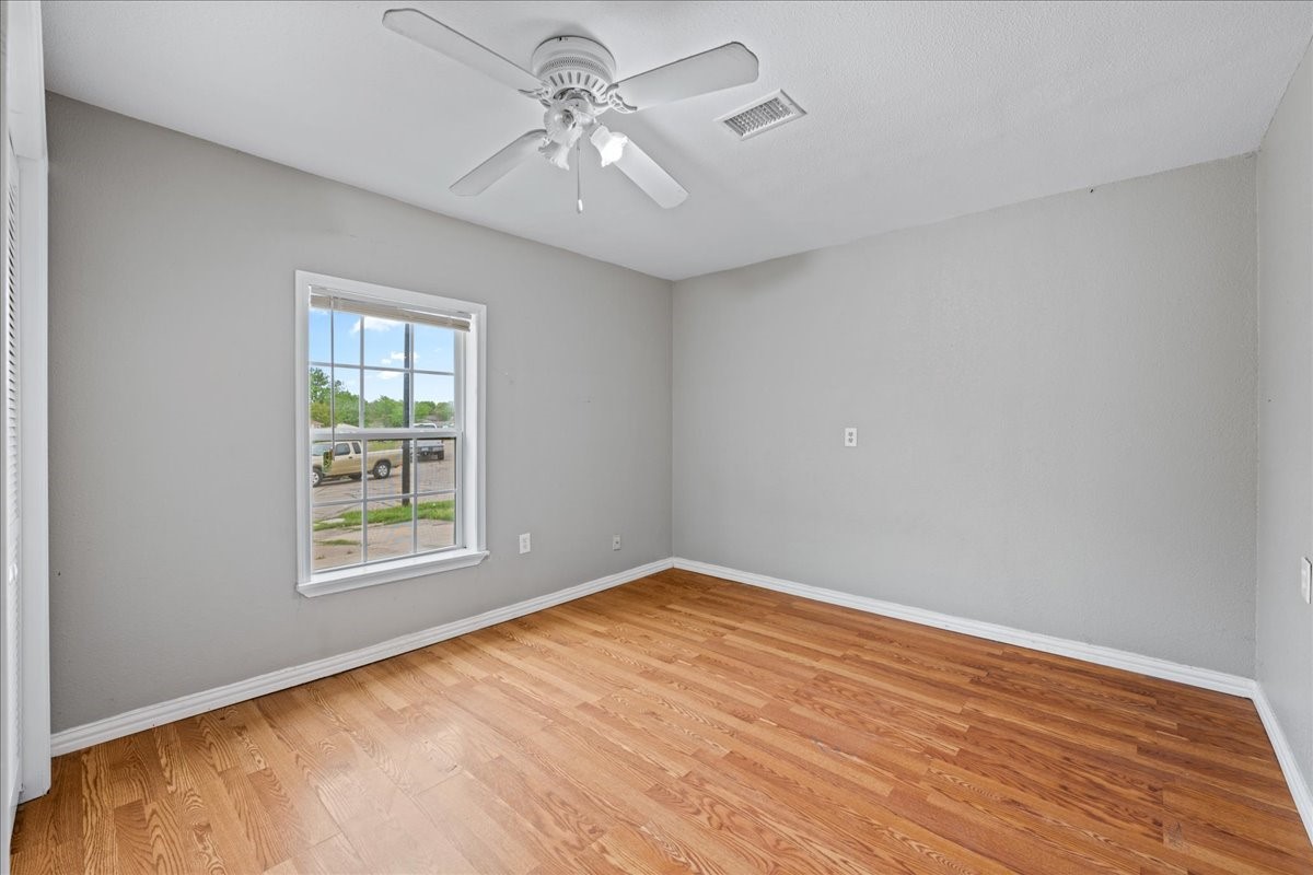1306 Eagle Pass Garland TX 75040