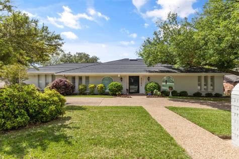 4025 Diamond Loch E North Richland Hills TX 76180