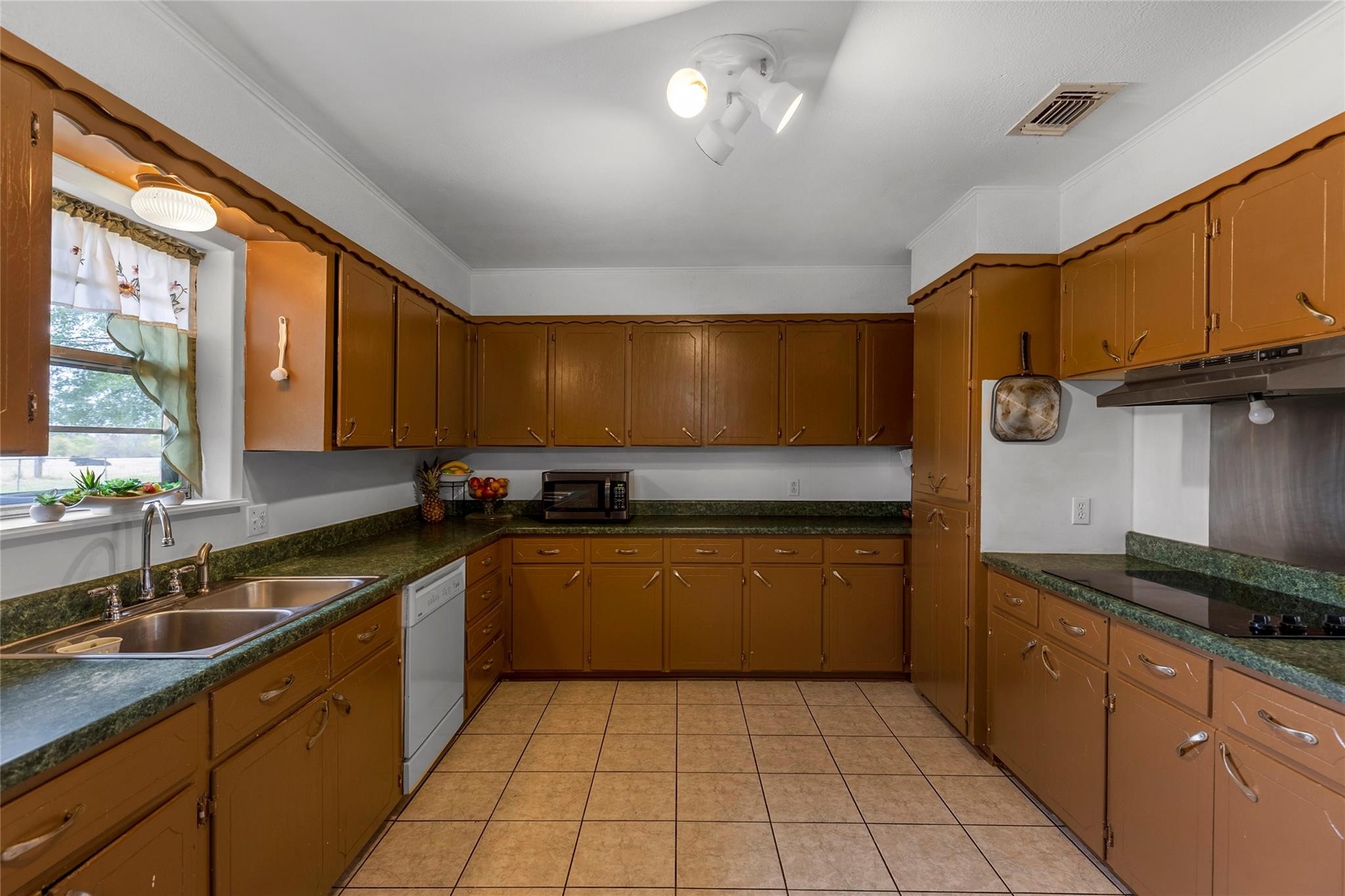 1436 County Road 2320 Como TX 75431