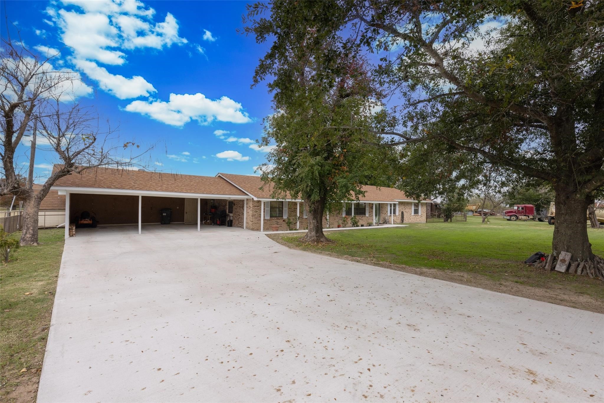 1436 County Road 2320 Como TX 75431