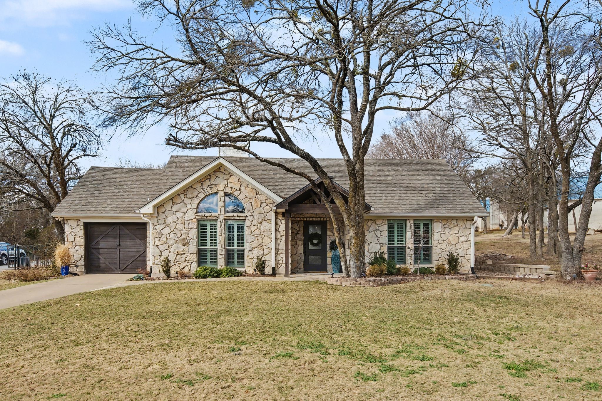 445 Crescent Drive Pottsboro TX 75076