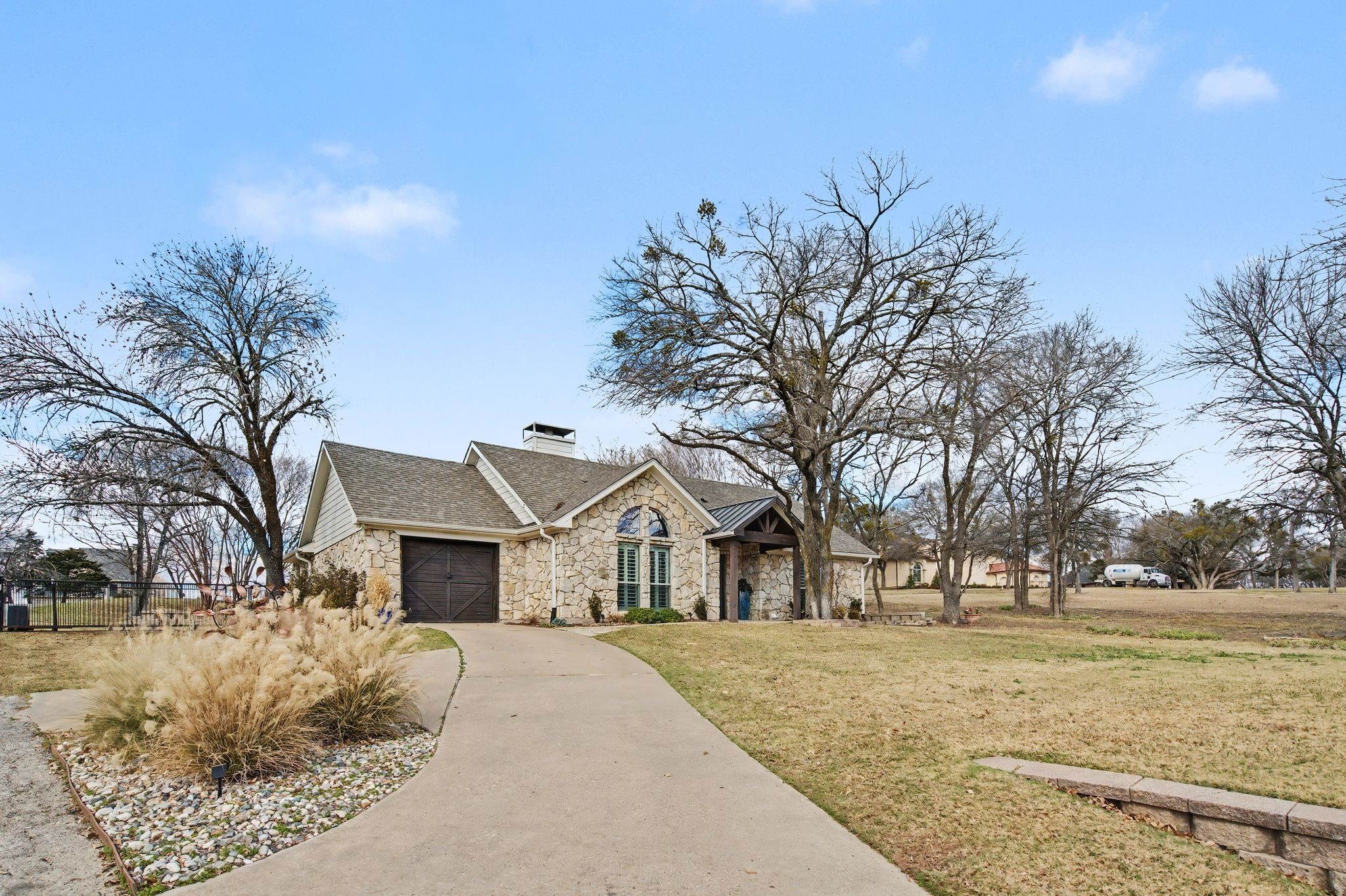 445 Crescent Drive Pottsboro TX 75076