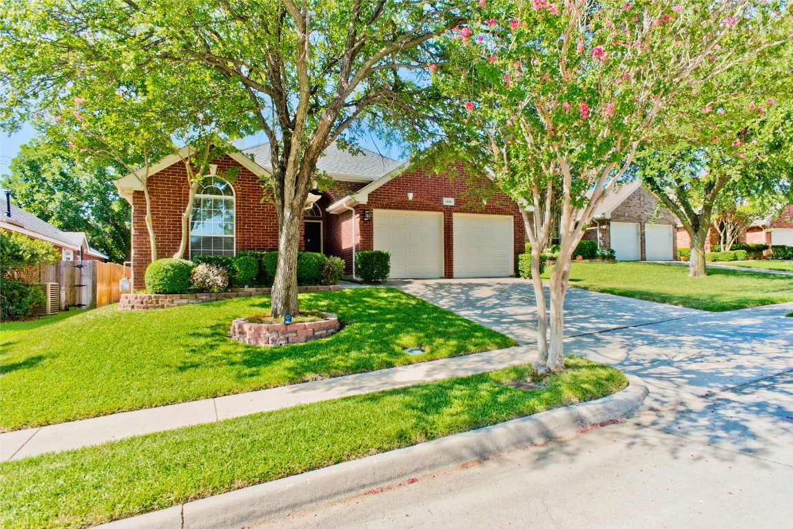 4808 Davy Crockett Trail Fort Worth TX 76137