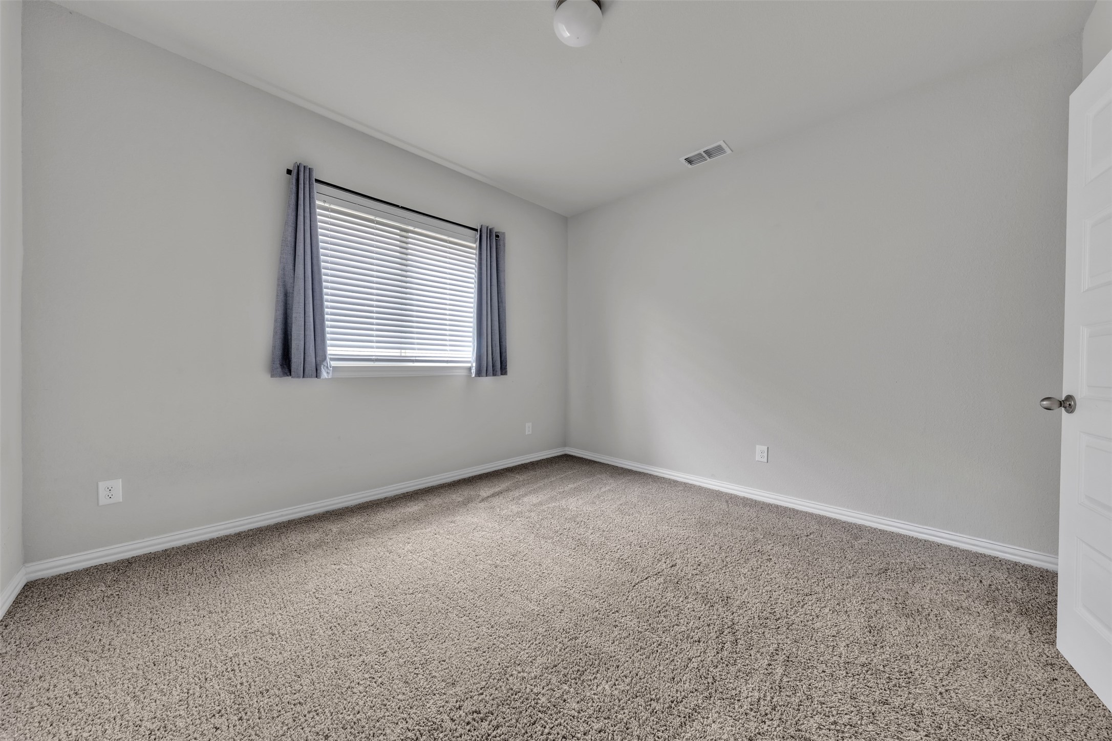 1802 Graham Way Mansfield TX 76063