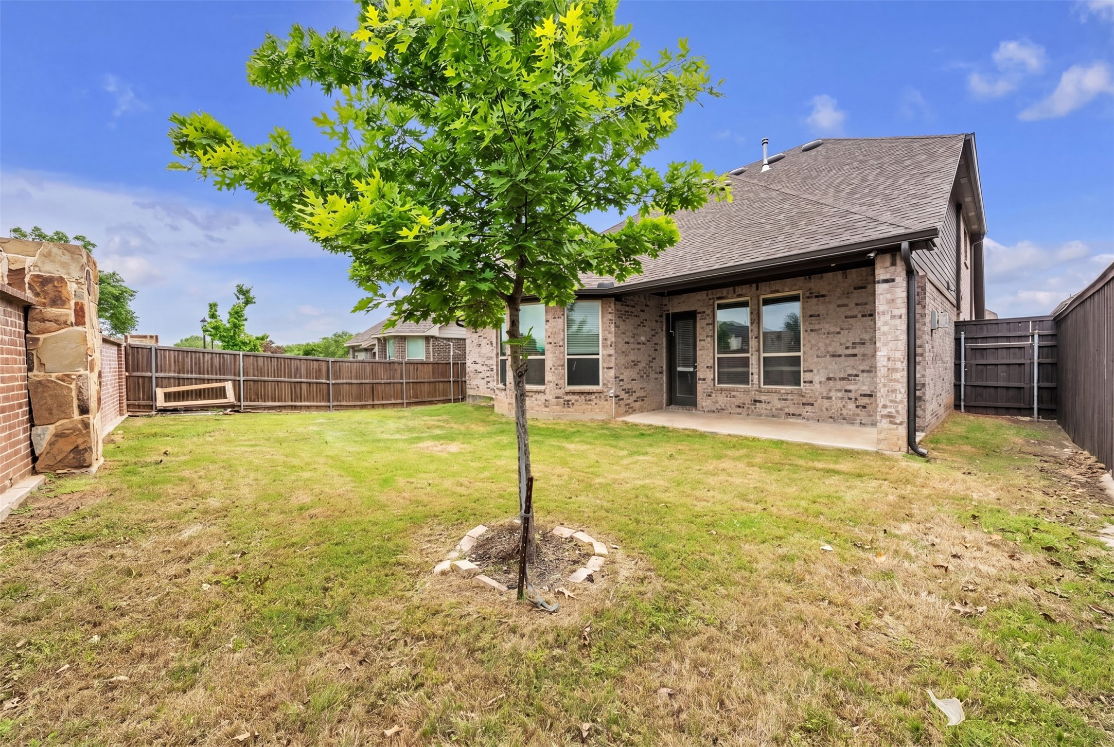 1802 Graham Way Mansfield TX 76063