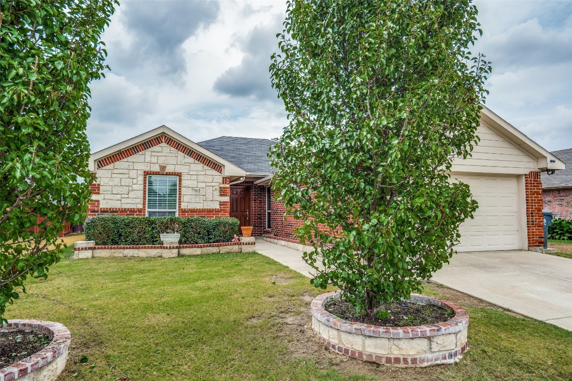 6812 Orangeville Drive Dallas TX 75237