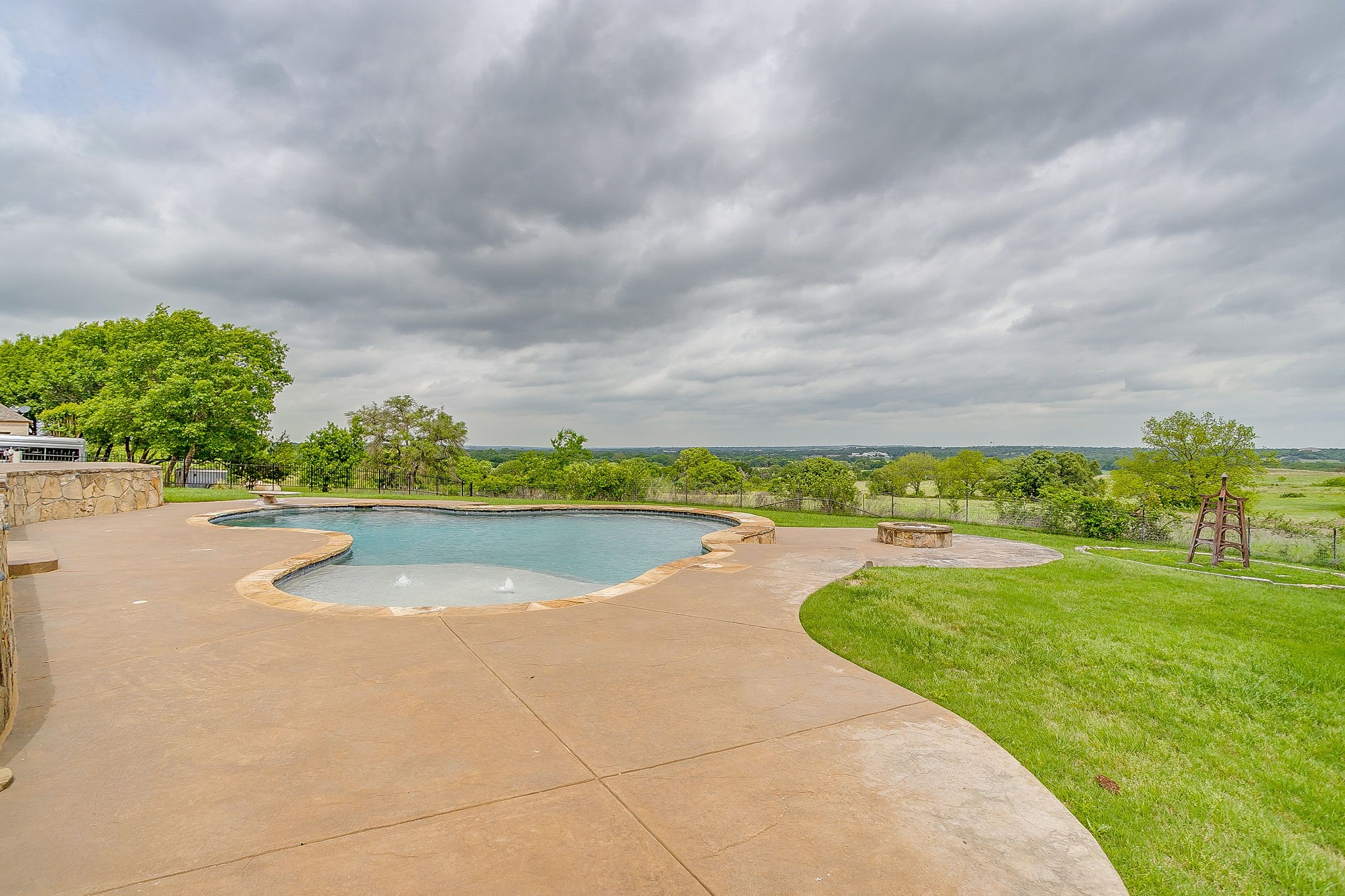 163 Oakcrest Hills Drive Aledo TX 76008