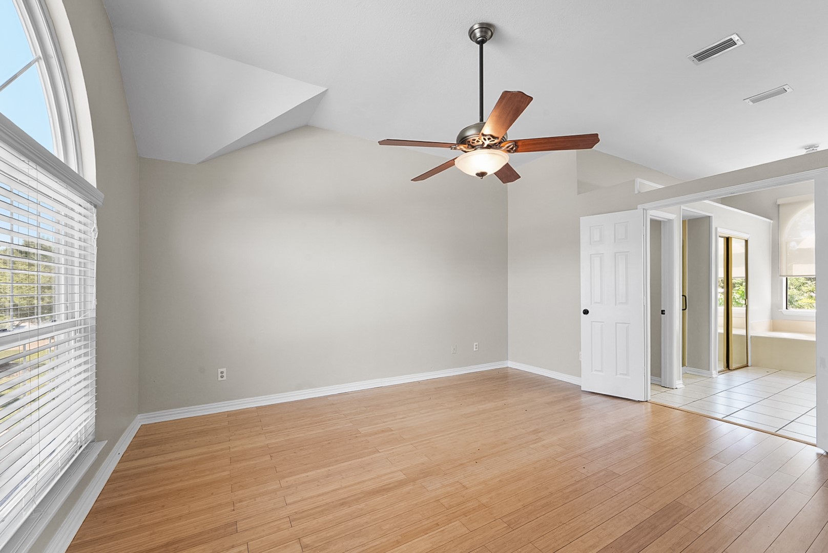 4138 Mapleridge Drive Grapevine TX 76051