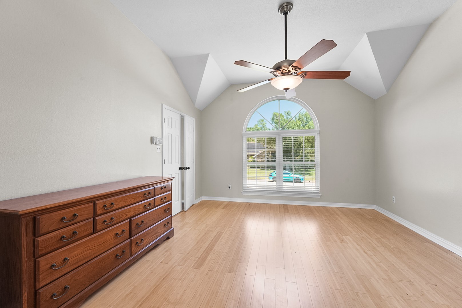 4138 Mapleridge Drive Grapevine TX 76051