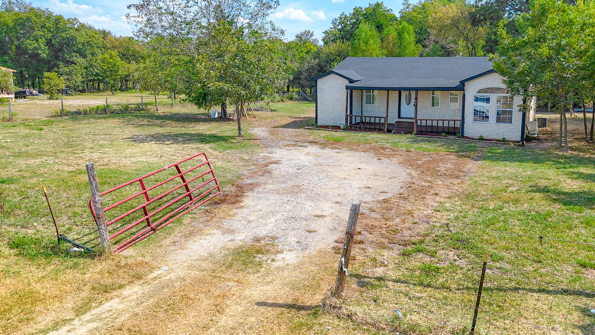 503 S Interstate 45 Richland TX 76681