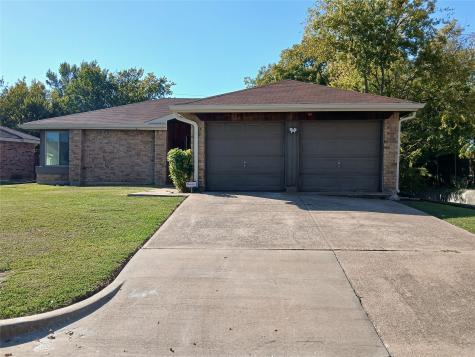 5002 Prairieview Court S Arlington TX 76017