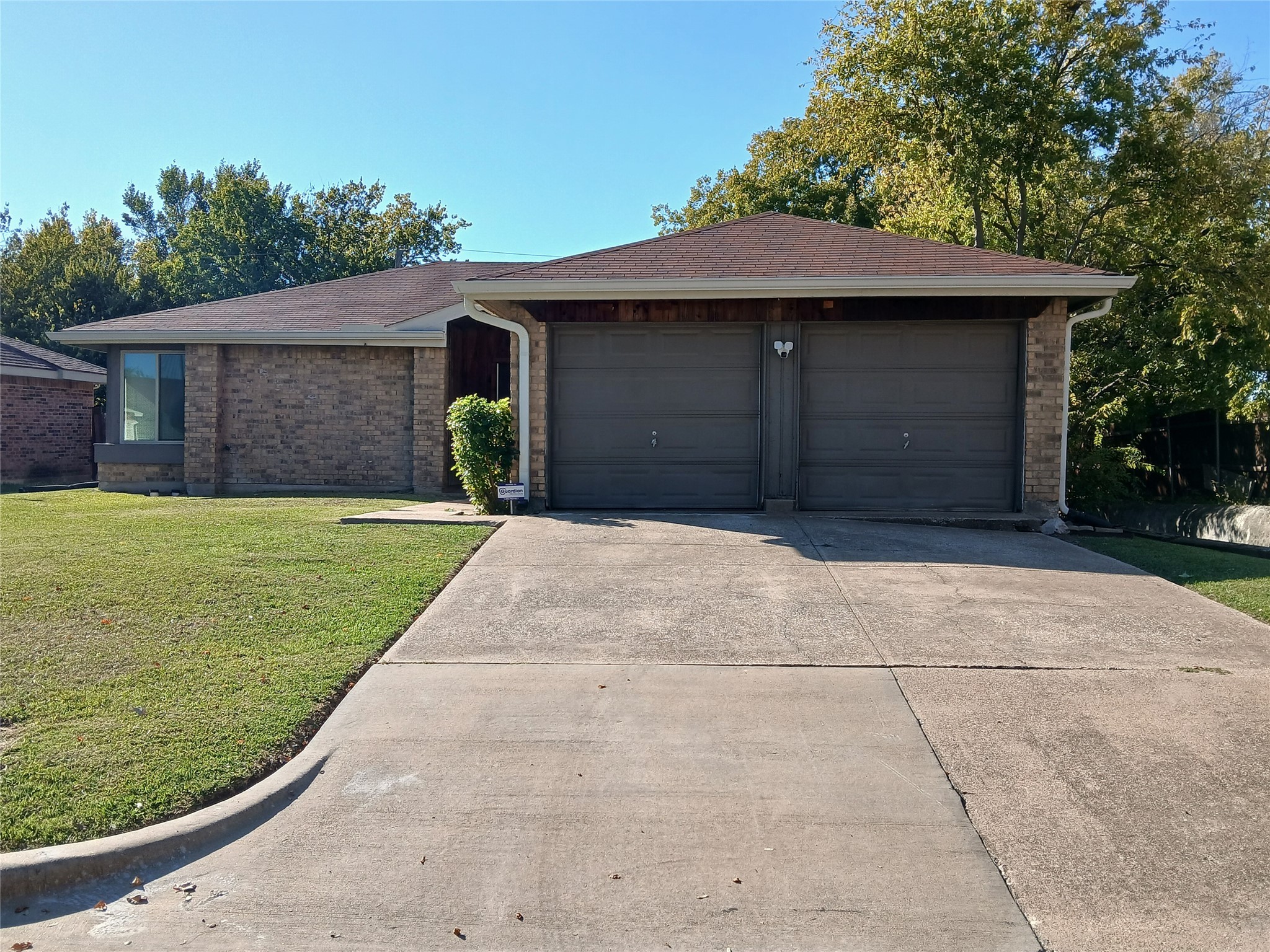 5002 Prairieview Court S Arlington TX 76017
