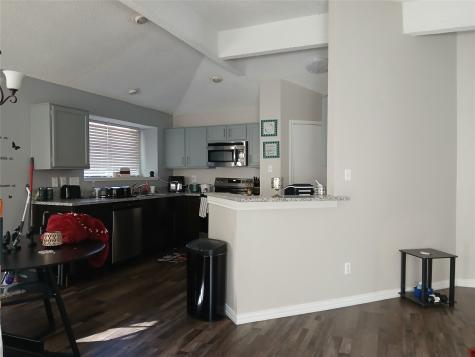 5002 Prairieview Court S Arlington TX 76017