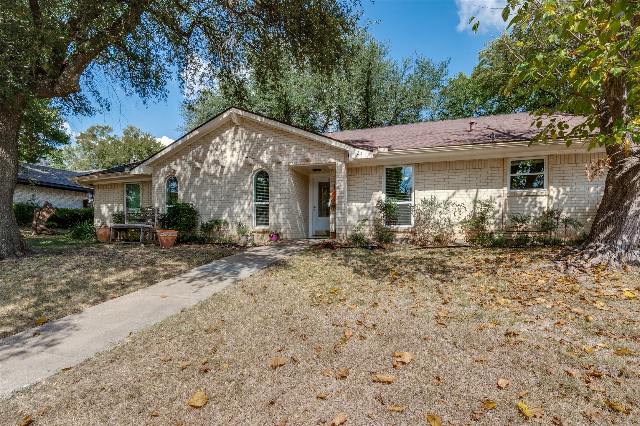 231 Larry Drive Duncanville TX 75137
