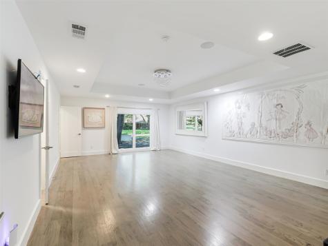 4139 Allencrest Lane Dallas TX 75244