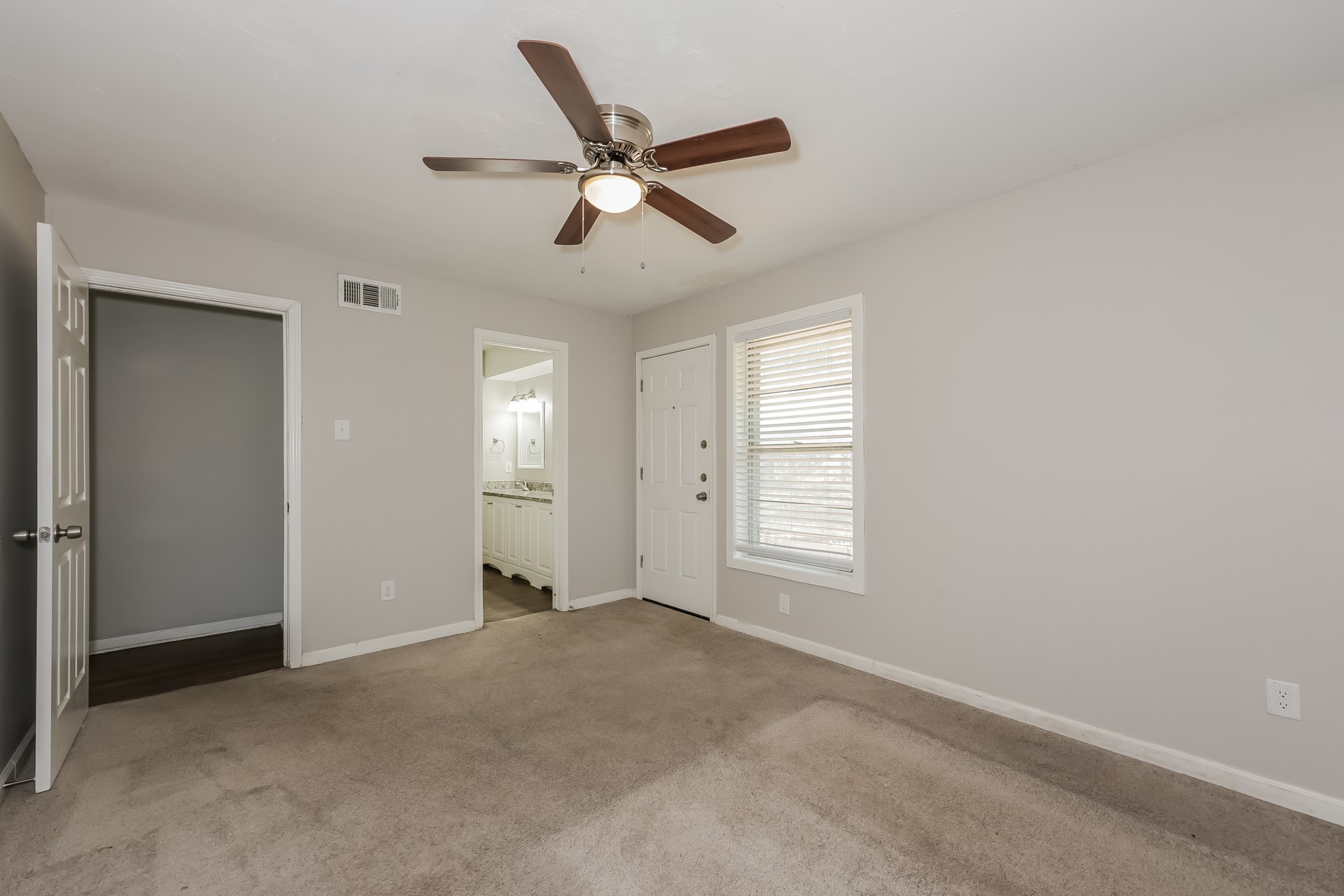 2230 Mack Lane Dallas TX 75227