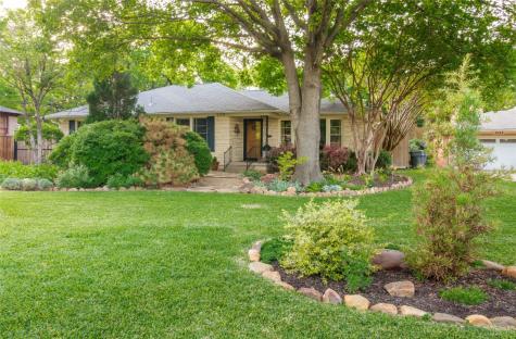 2129 Elmwood Boulevard Dallas TX 75224