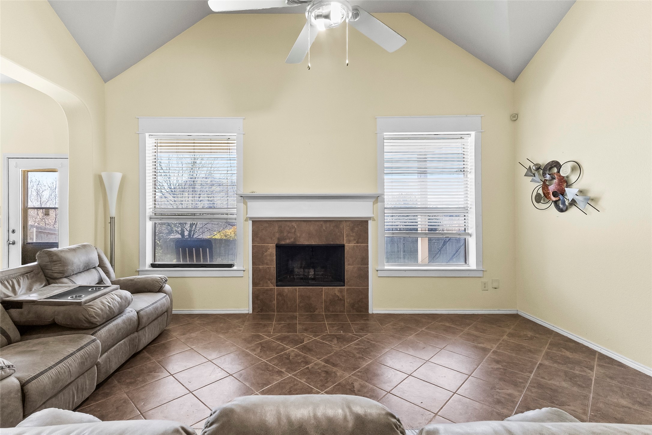 824 Peach Lane Burleson TX 76028