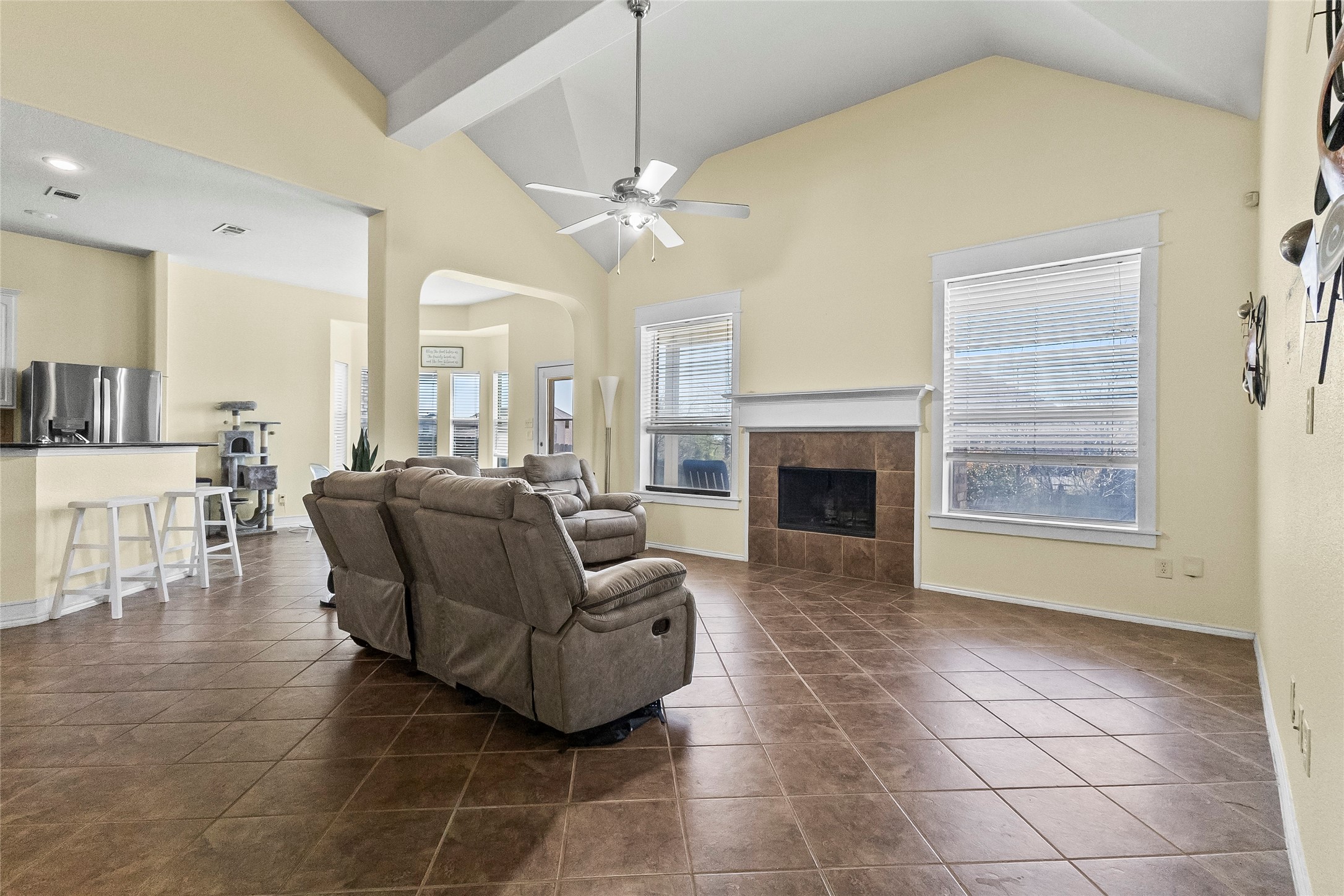 824 Peach Lane Burleson TX 76028