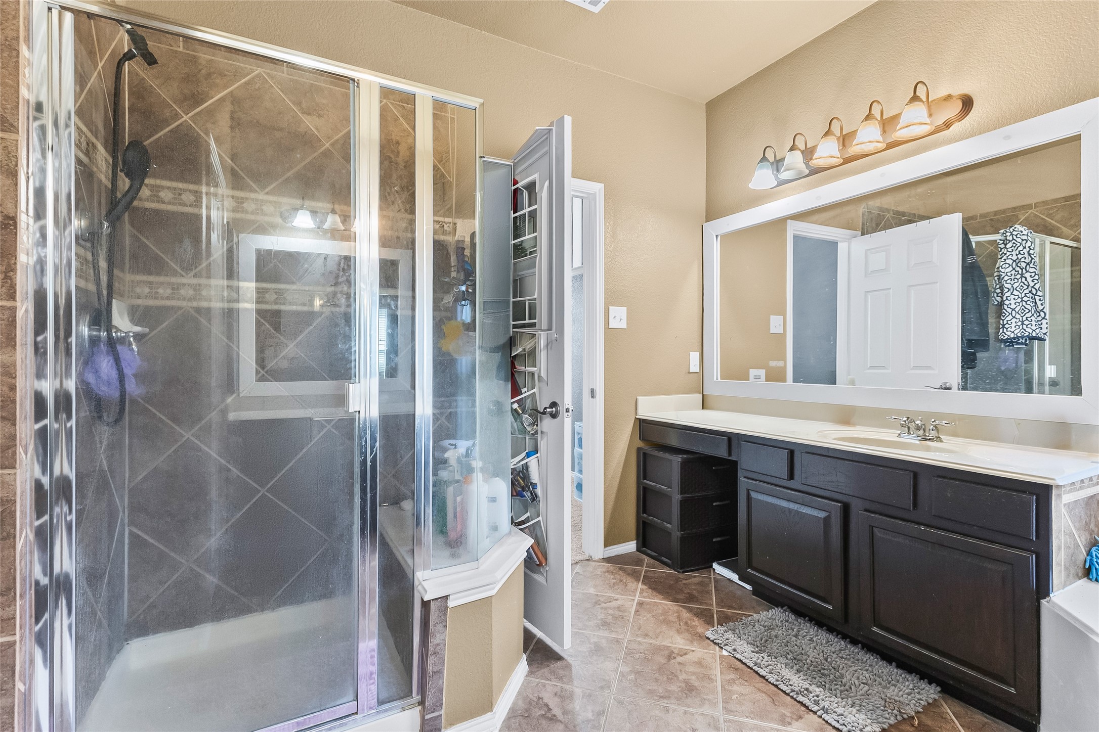 824 Peach Lane Burleson TX 76028