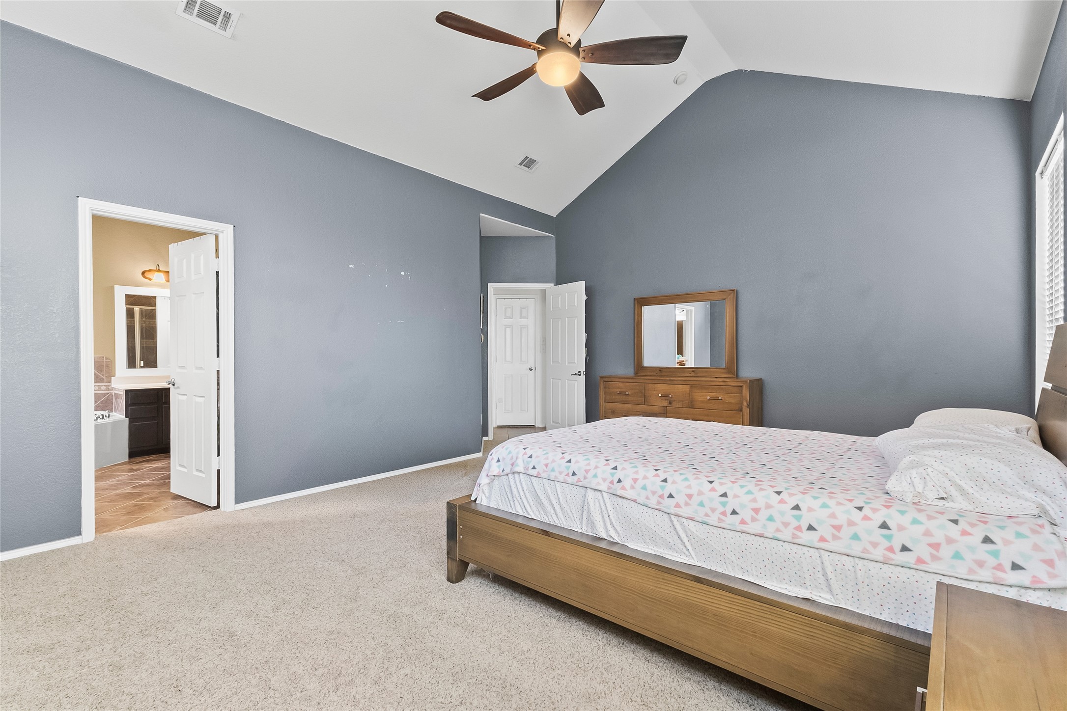 824 Peach Lane Burleson TX 76028