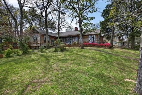 125 Lark Drive Enchanted Oaks TX 75156