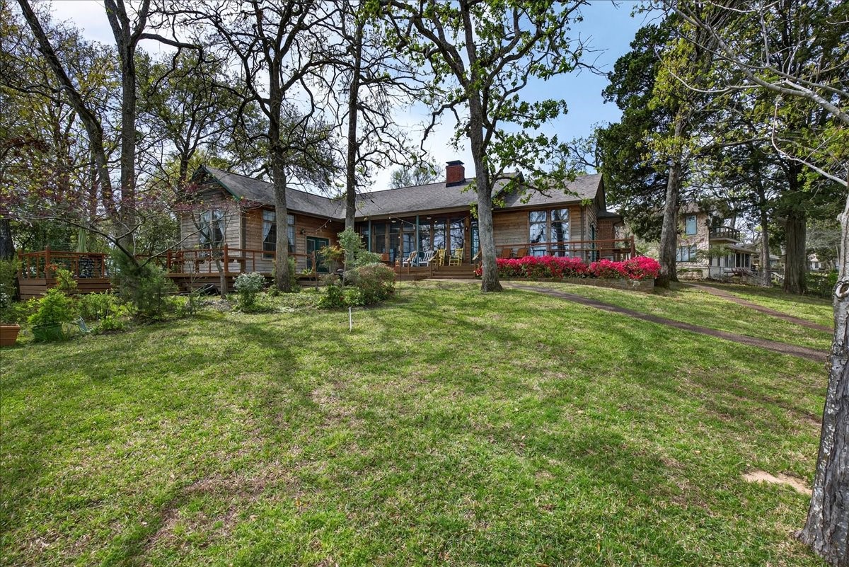 125 Lark Drive Enchanted Oaks TX 75156