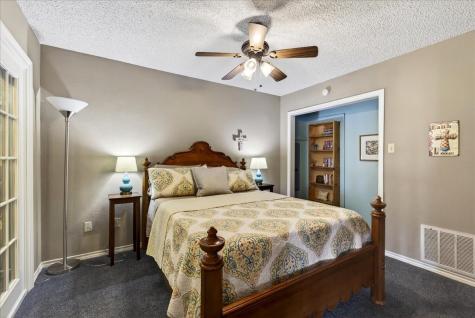 125 Lark Drive Enchanted Oaks TX 75156