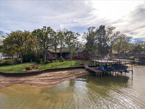 125 Lark Drive Enchanted Oaks TX 75156