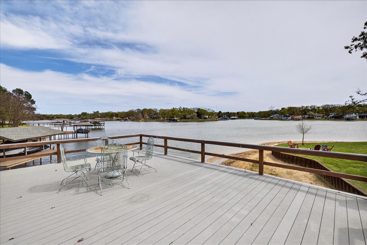 125 Lark Drive Enchanted Oaks TX 75156