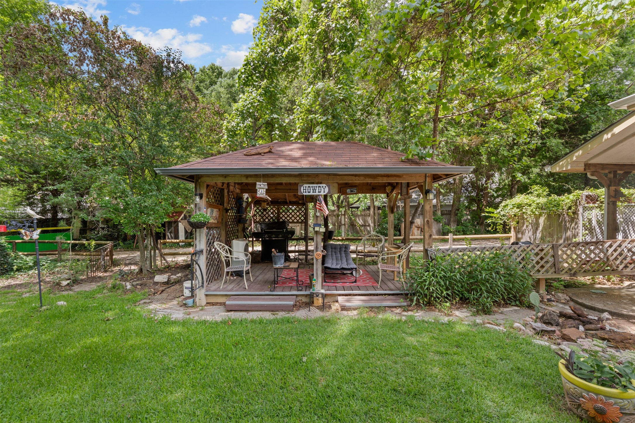 325 Oakwood Drive Lancaster TX 75146