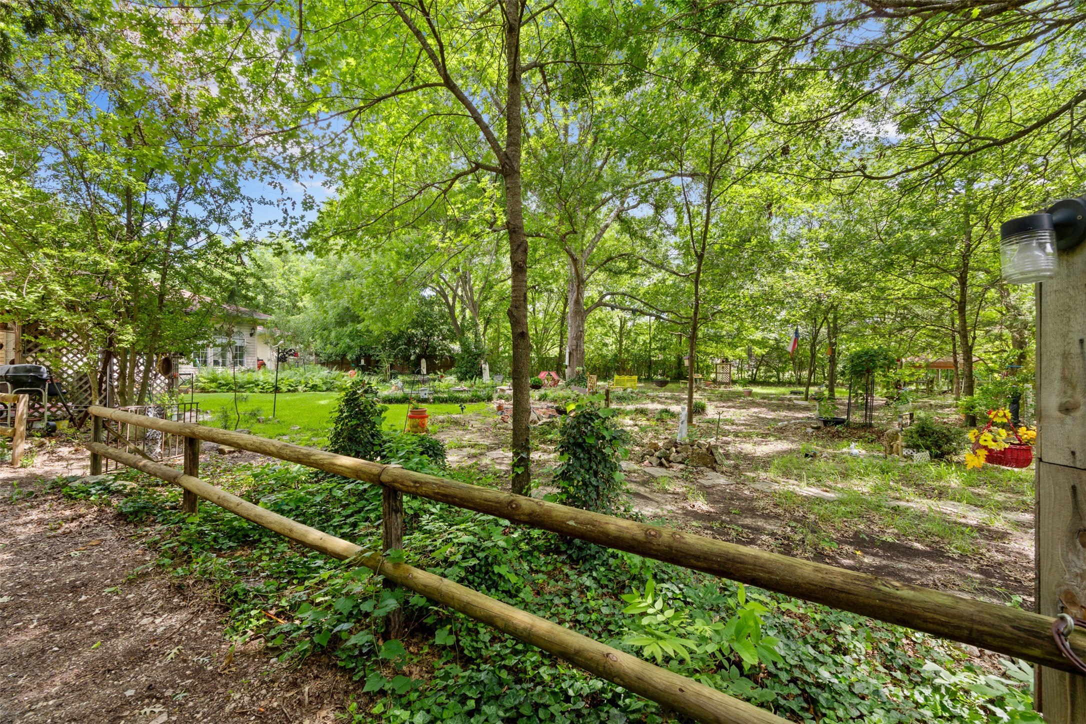 325 Oakwood Drive Lancaster TX 75146