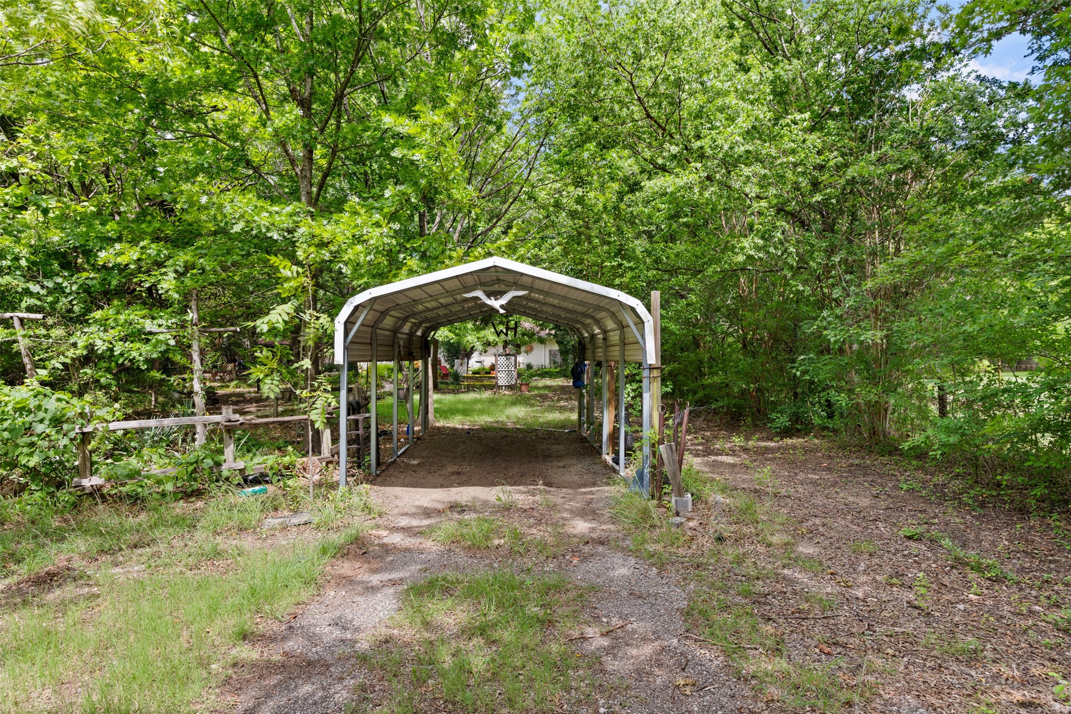 325 Oakwood Drive Lancaster TX 75146