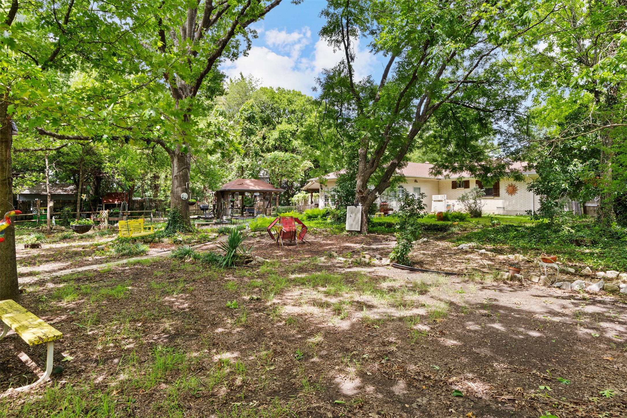 325 Oakwood Drive Lancaster TX 75146