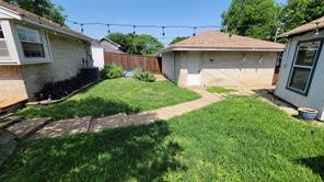 2727 Duval Drive Dallas TX 75211