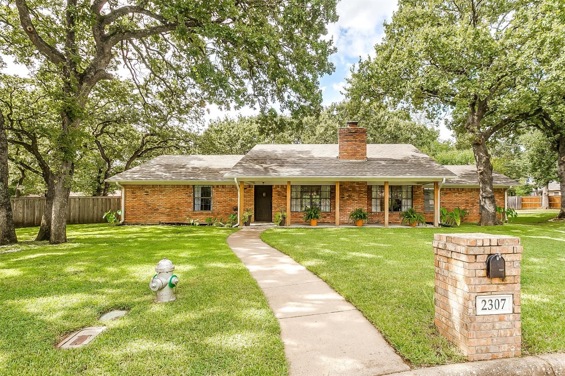 2307 Randy Court Mansfield TX 76063