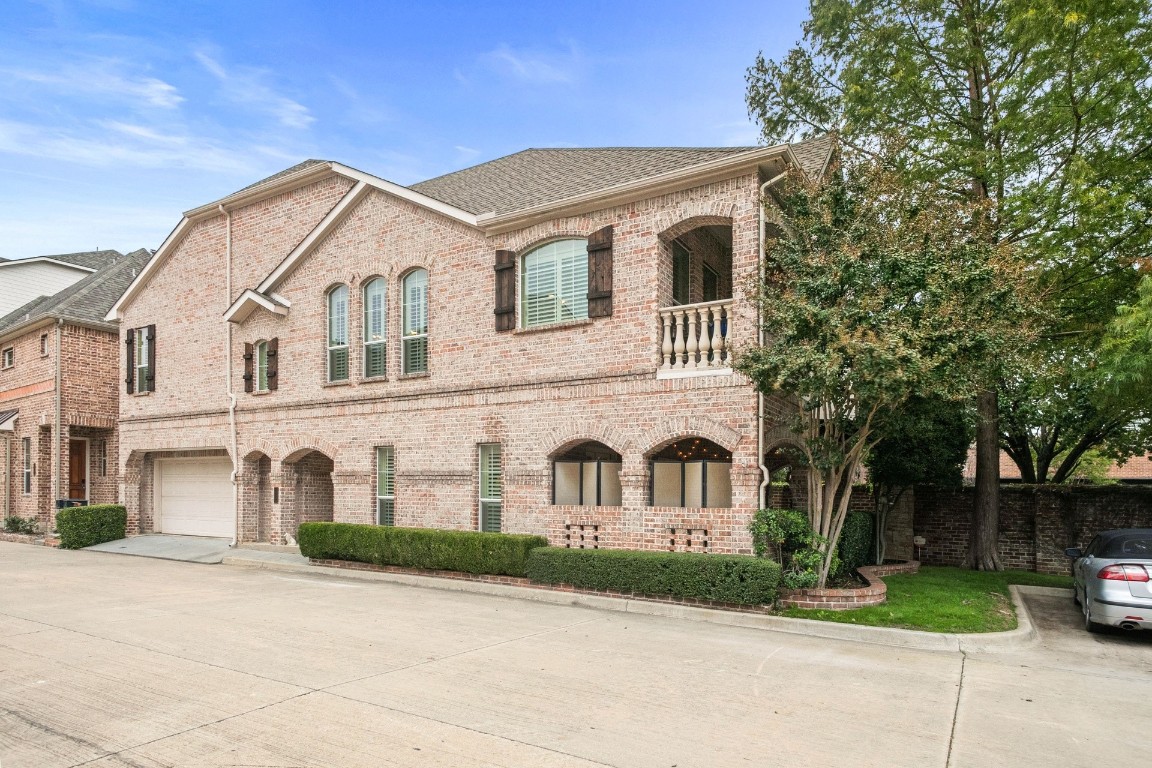 18130 Frankford Lakes Circle Dallas TX 75252