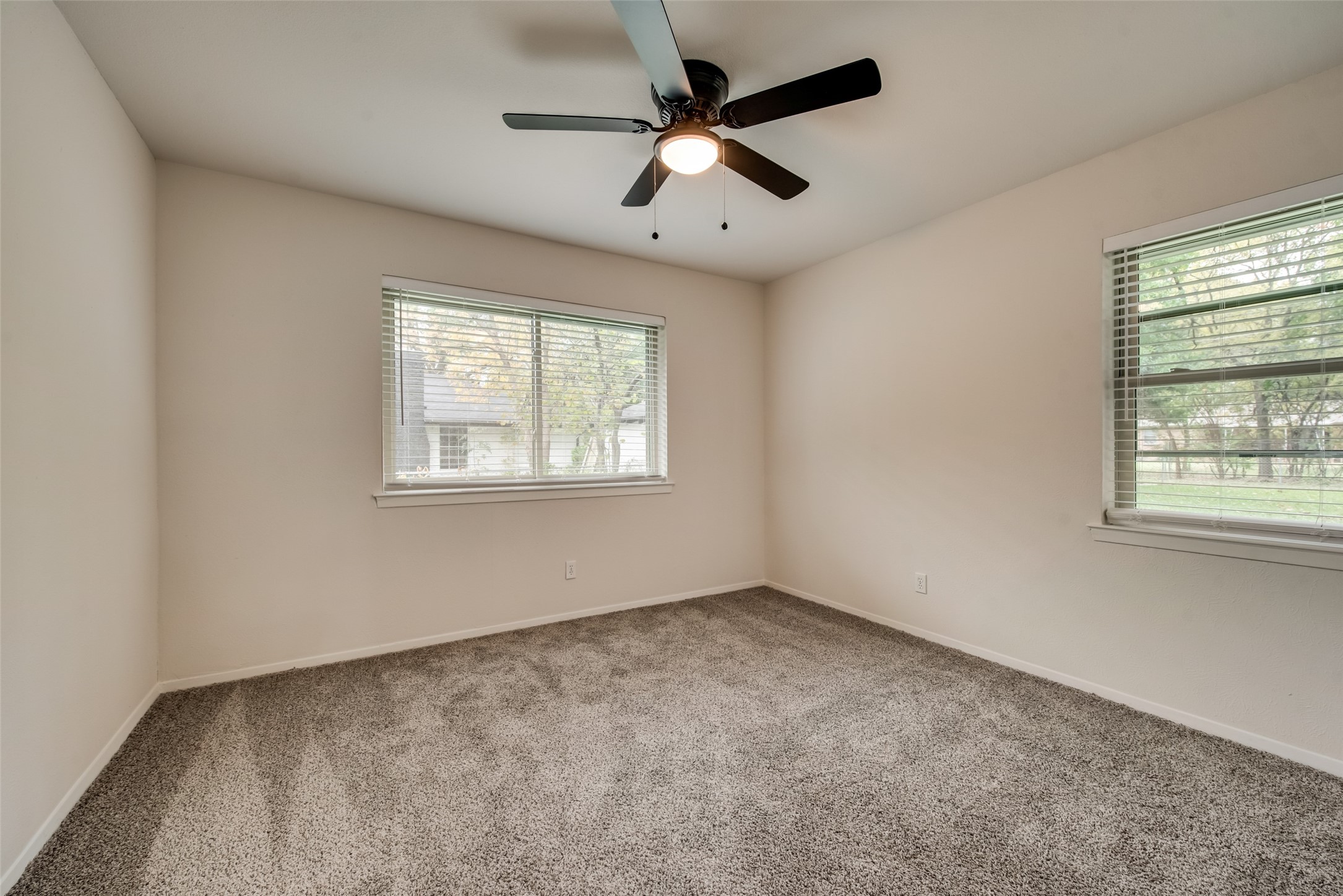 611 Ray Andra Drive Desoto TX 75115