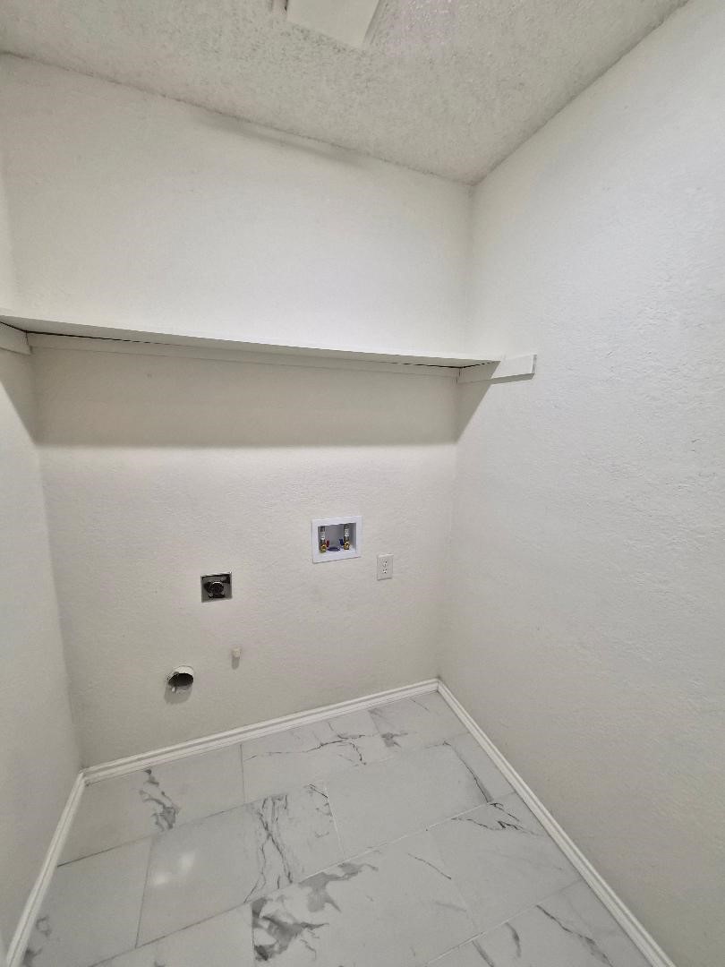 5117 Vera Cruz Drive Garland TX 75043