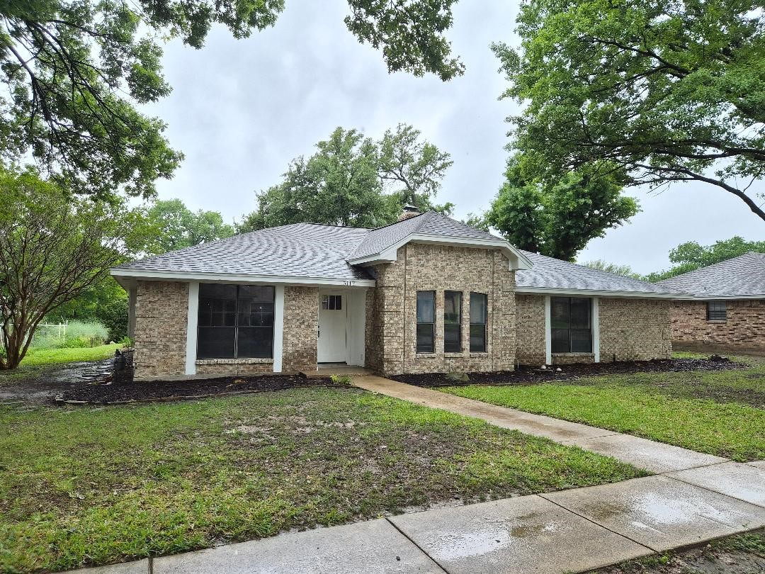 5117 Vera Cruz Drive Garland TX 75043
